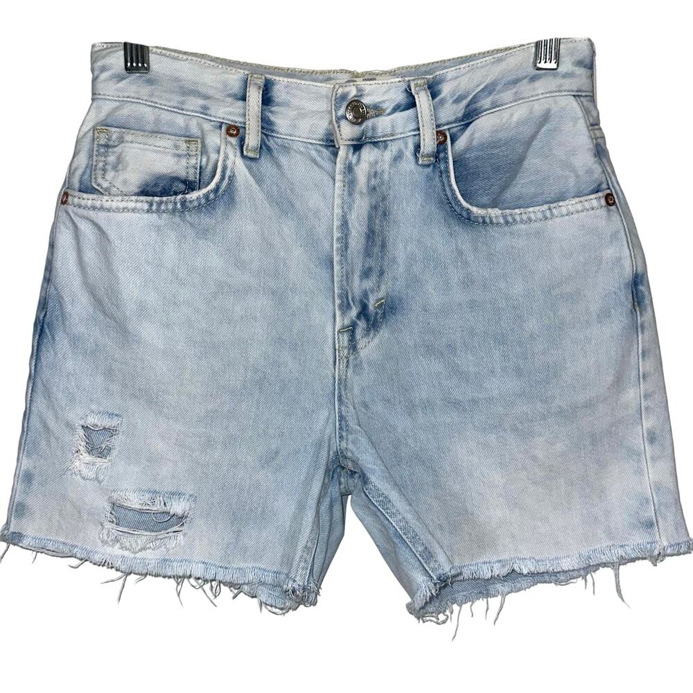 We The Free Denim Distressed Light Wash Cotton 4.5” Inseam Shorts Size 25